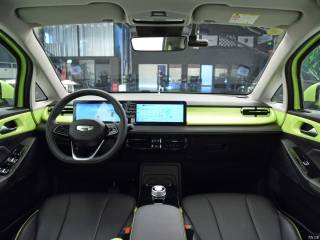 Geely Goometry E 2024 — фото 7 из 11
