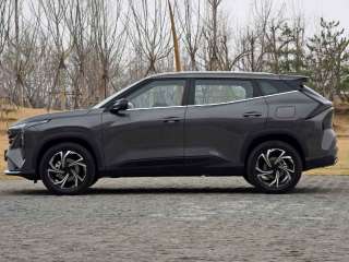 Geely Atlas COOL 2023 — фото 3 из 6