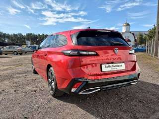 Peugeot 308 2024 — фото 3 из 14