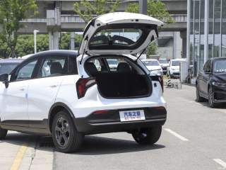 Geely Goometry E 2024 — фото 2 из 11