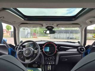 MINI Cooper SE I 2024 — фото 10 из 13