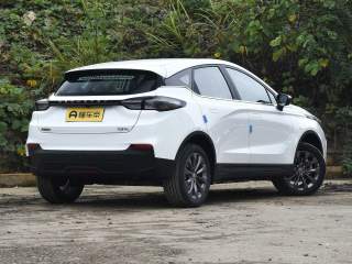 Geely Geometry M6 2022 — фото 19 из 20