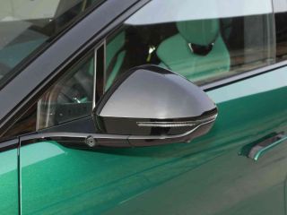 Lotus ELETRE 2022 — фото 14 из 20