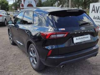 Ford Escape 2023 — фото 6 из 10