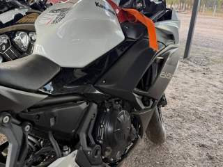 KAWASAKI EX650R 2023 — фото 10 из 11