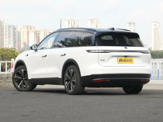 Nio ES 8 2024 — фото 5 из 20