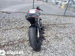 Aprilia Tuono V4 1100 Rr 2018 — фото 6 из 11