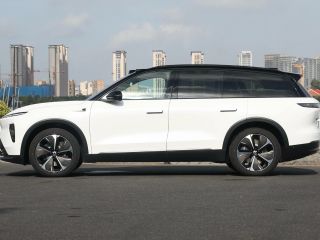 Nio ES 8 2024 — фото 2 из 20