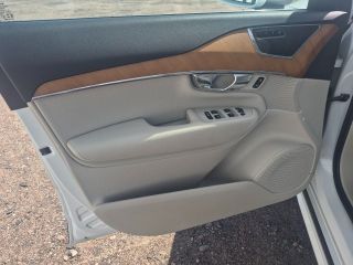 Volvo XC90 2021 — фото 10 из 19