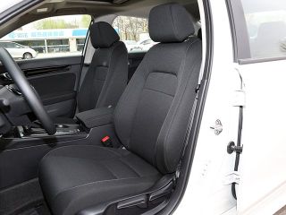 Honda Civic 2023 — фото 6 из 6