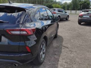 Ford Escape 2023 — фото 7 из 10
