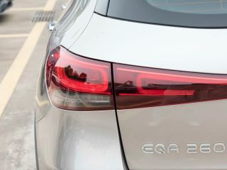 Mercedes-Benz EQA 2022 — фото 16 из 18