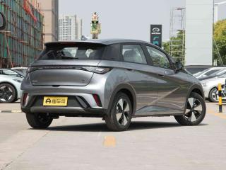 BYD Dolphin 2023 — фото 14 из 20