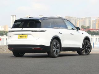 Nio ES 8 2024 — фото 6 из 20