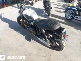 Triumph Street Twin 2016 — фото 3 из 17
