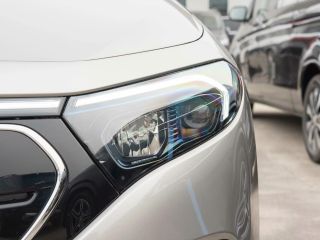 Mercedes-Benz EQA 2022 — фото 12 из 18
