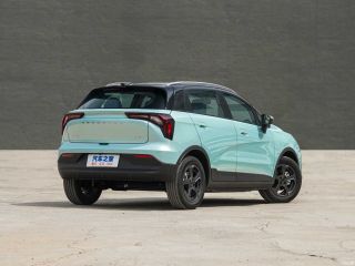 Geely Goometry E 2024 — фото 8 из 11