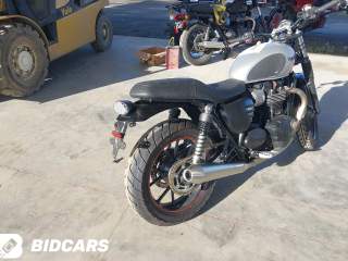 Triumph Street Twin 2016 — фото 4 из 17