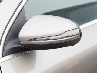 Mercedes-Benz EQA 2022 — фото 10 из 18