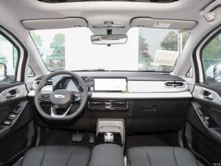 Geely Goometry E 2024 — фото 3 из 11