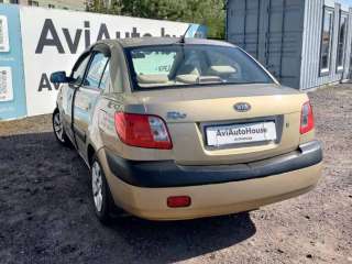 Kia Rio 2006 — фото 5 из 14